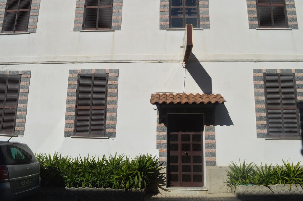 Albergo Ollolai Civitavecchia Ruang foto